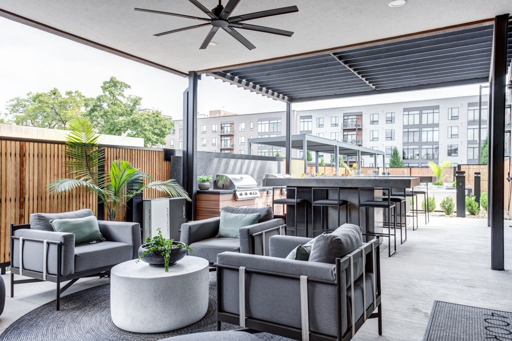 400 Rose Outdoor Lounge with Grills, Fire Tables, and Seating