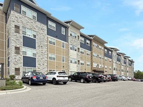 The full front of the Trail Pointe Ridge buildings affordable housing in Eden Prairie MN