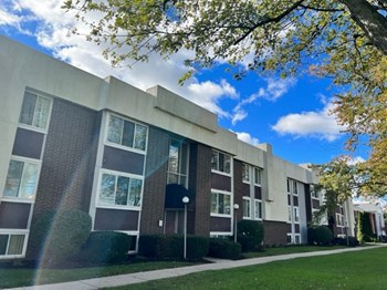 4125 W Sylvania Ave 2 Beds Apartment for Rent - Photo Gallery 5
