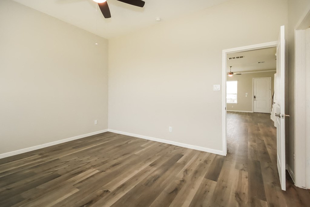 Unfurnished Bedroom at Lakeside Conroe, Montgomery