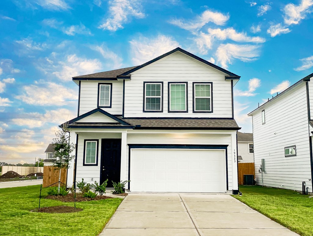 Garages Available at Pradera Oaks, Bonney, 77583