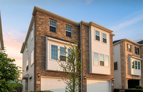9913 Crescent Cove Dr 3-4 Beds Apartment for Rent