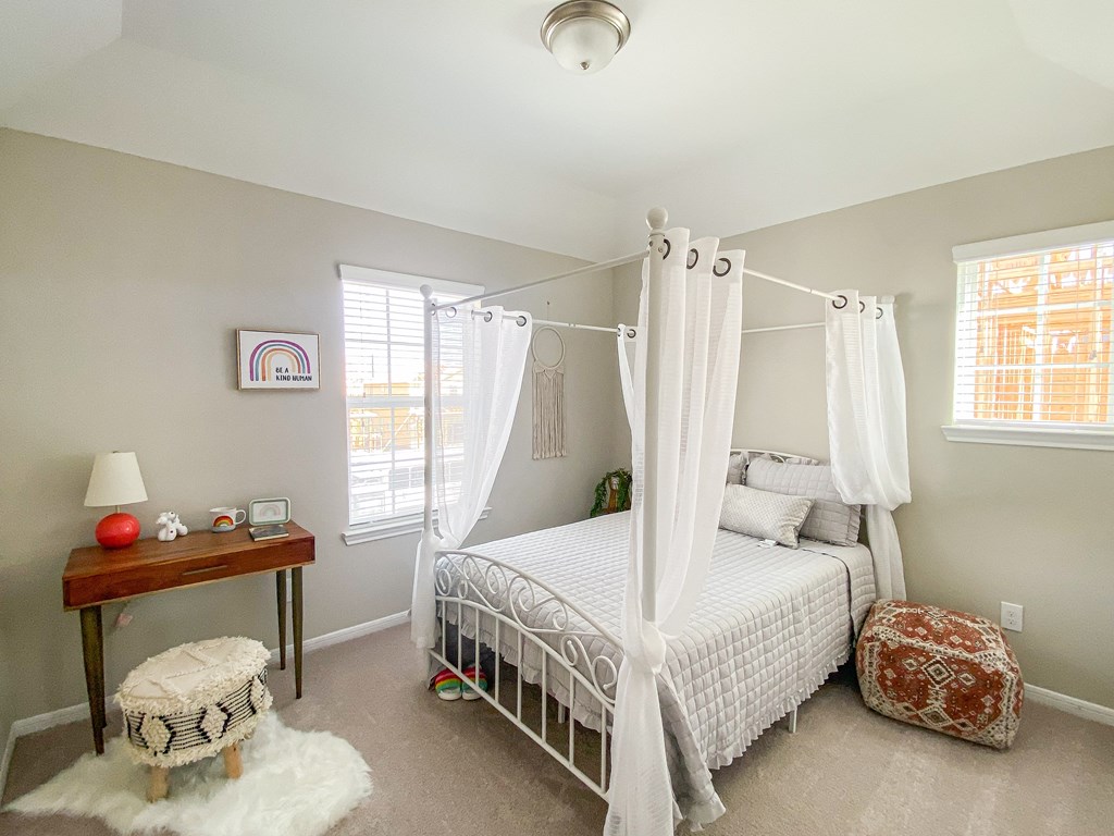 Spacious Bedroom With Comfortable Bed at Pradera Oaks, Texas