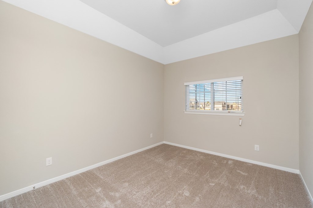 Beige Carpet In Bedroom at Mirror Lake Pearland, Pearland, 77584