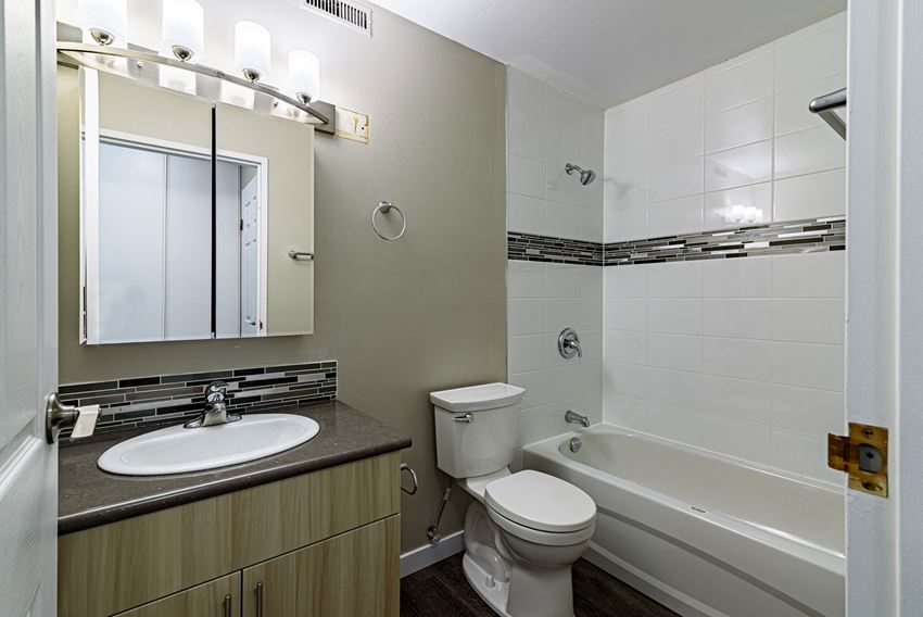 Meadowlark Green Apartments, 141181 Strauss Drive, Winnipeg, MB RentCafe