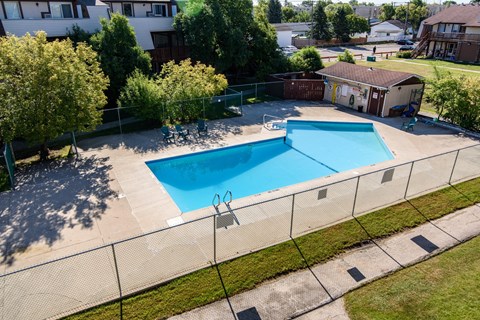 seasonal pool