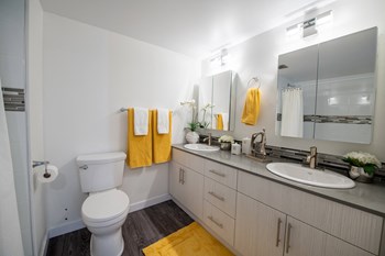 double vanity bathroom - Photo Gallery 9