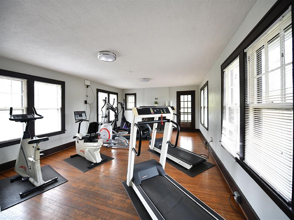 View of Silvertree Apartments Gym Showing Cardio Equipment
