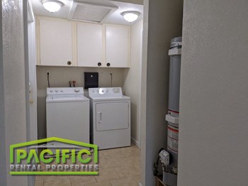 103 - 105 Crater Lake Ave 2 Beds Apartment for Rent - Photo Gallery 4