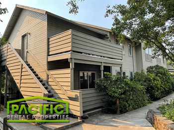 2153 Poplar Dr 1-4 3 Beds Apartment for Rent - Photo Gallery 3