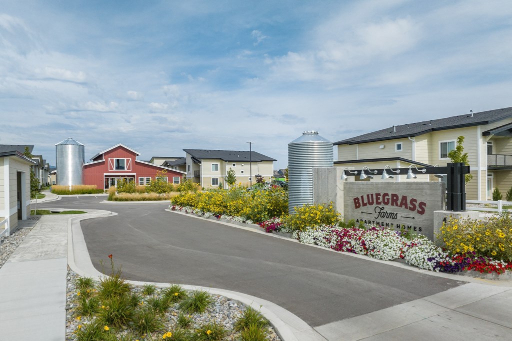 Bluegrass Farms Apartments