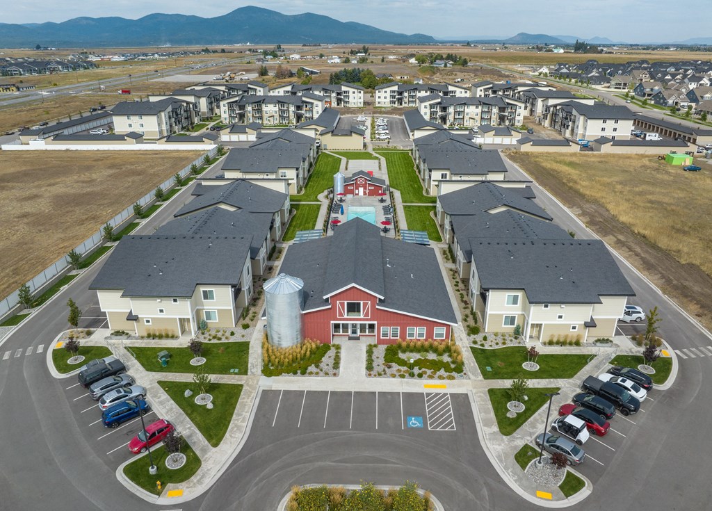 Bluegrass Farms Apartments