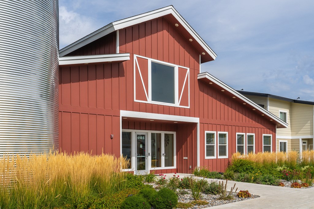 Bluegrass Farms Apartments