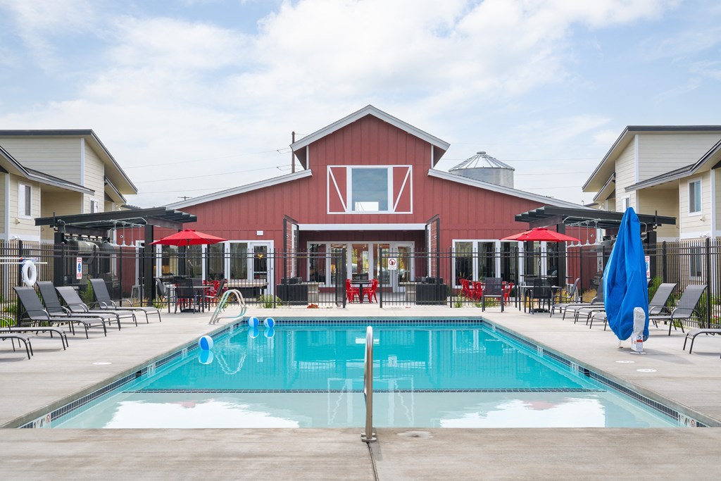 Bluegrass Farms Apartments