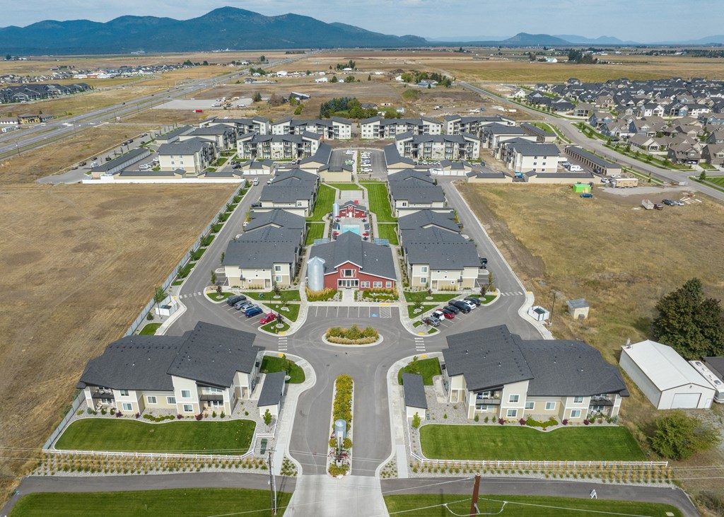 Bluegrass Farms Apartments