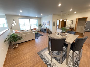 Bluegrass Farms Apartments - Photo Gallery 5