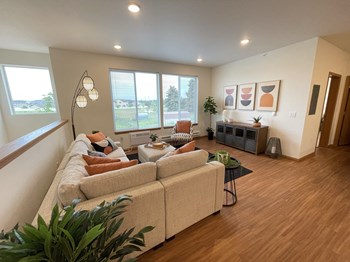 Bluegrass Farms Apartments - Photo Gallery 2