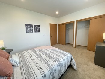 Bluegrass Farms Apartments - Photo Gallery 14