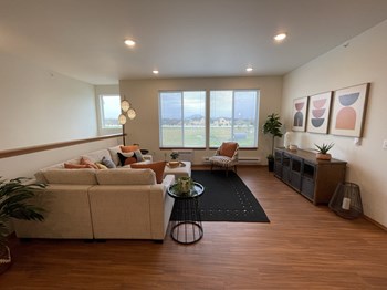 Bluegrass Farms Apartments - Photo Gallery 7