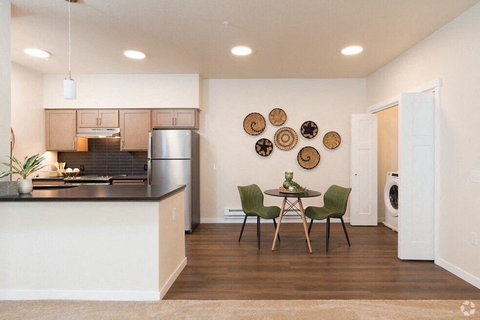 River's Edge Apartments