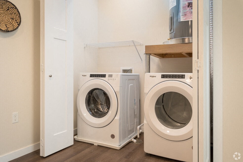 River's Edge Apartments