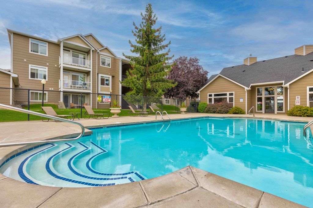 our apartments offer a swimming pool with our apartments for rent
