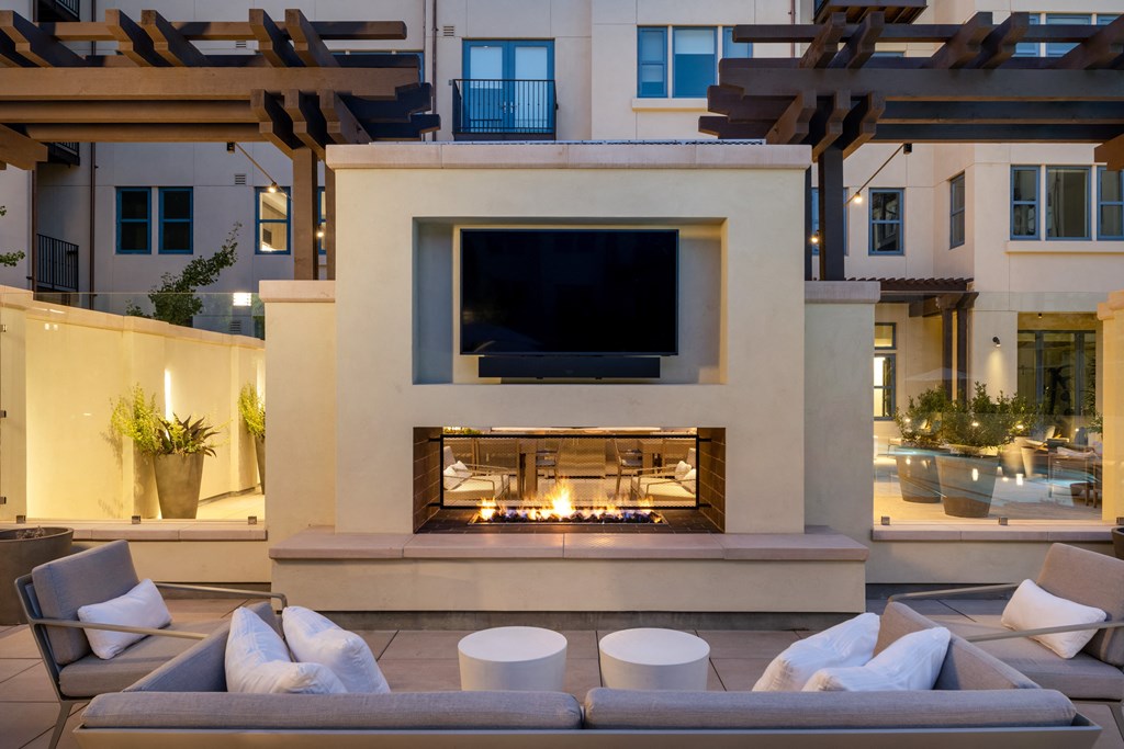 outdoor courtyard with fire pit