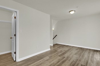 dining room hardwood floors natural light - Photo Gallery 10