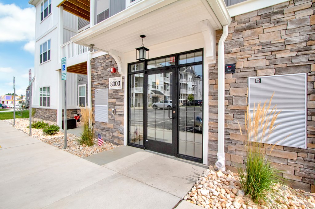 Apartments exterior at Wynfield, York, PA