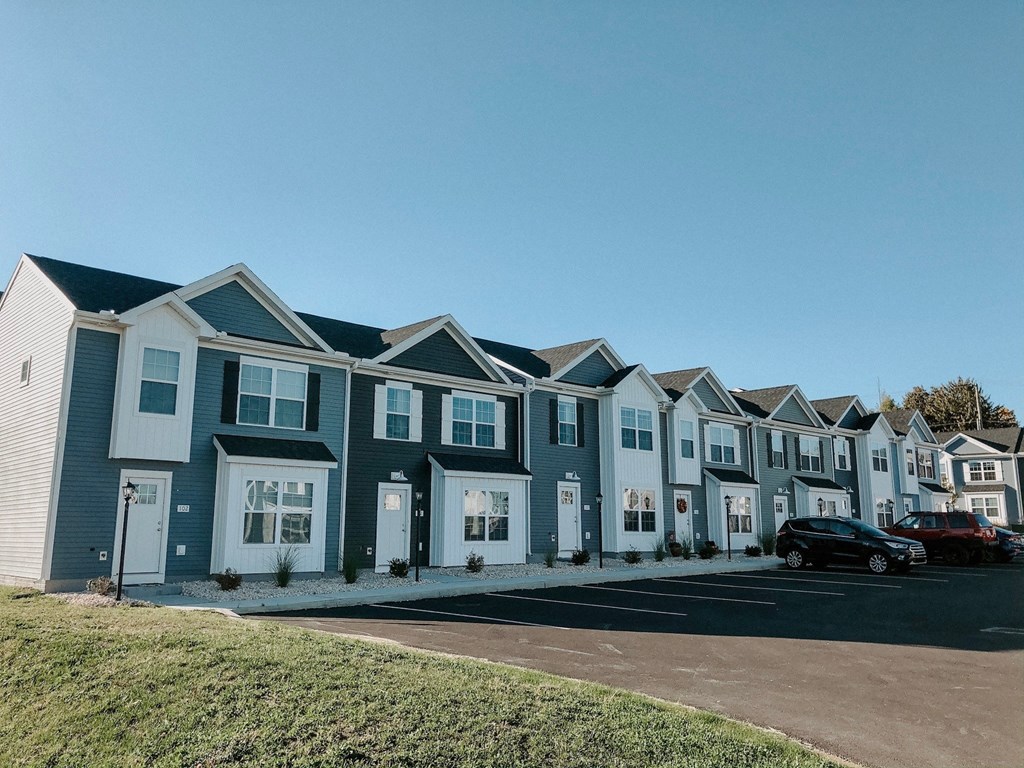 Property exterior at Hudson Ridge, Red Lion, Pennsylvania