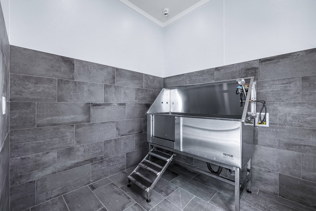 Rowen Place Apartments