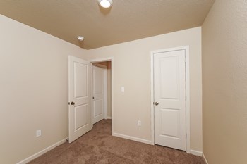 8062 Hagood St 3 Beds House for Rent - Photo Gallery 4