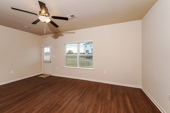 8062 Hagood St 3 Beds House for Rent - Photo Gallery 8