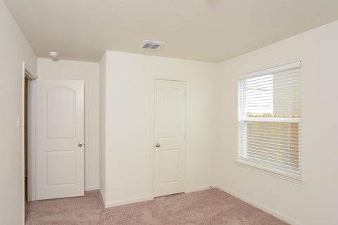 7261 Jebson Pass 3 Beds Apartment for Rent