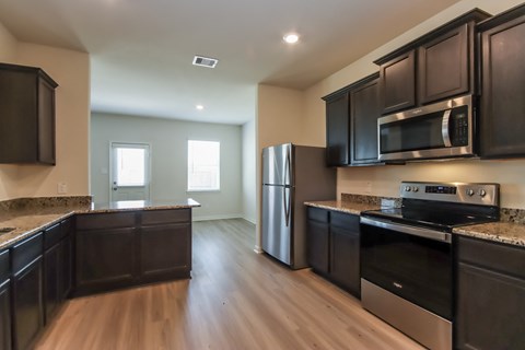 5902 Sapphire Lagoon Rd 4 Beds Apartment for Rent
