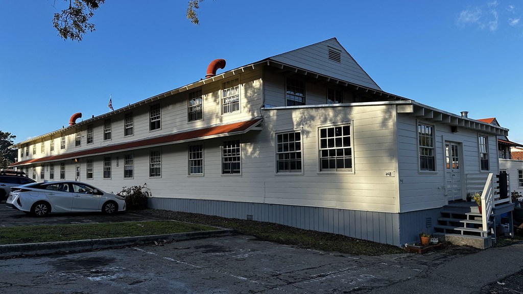 Exterior side of 41 Moraga