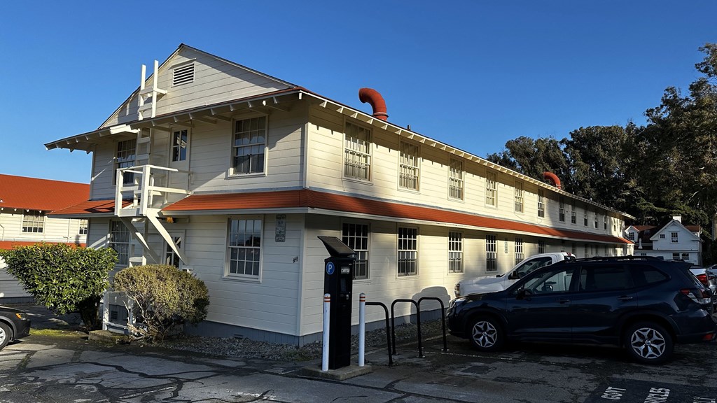 Exterior Building Photo of 41 Moraga