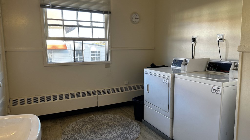 Common Area Laundry Room