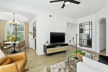 The Nines at Kierland Model Living Room - Photo Gallery 4