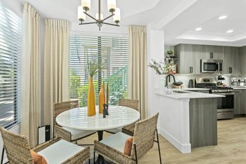 The Nines at Kierland Model Dining Room - Photo Gallery 3