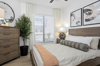 The Nines at Kierland Model Bedroom - Photo Gallery 6