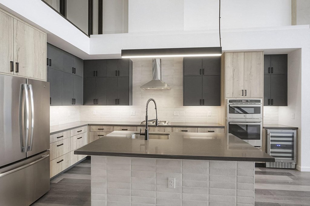 Portola at SouthGlenn Interior Townhomes Kitchen