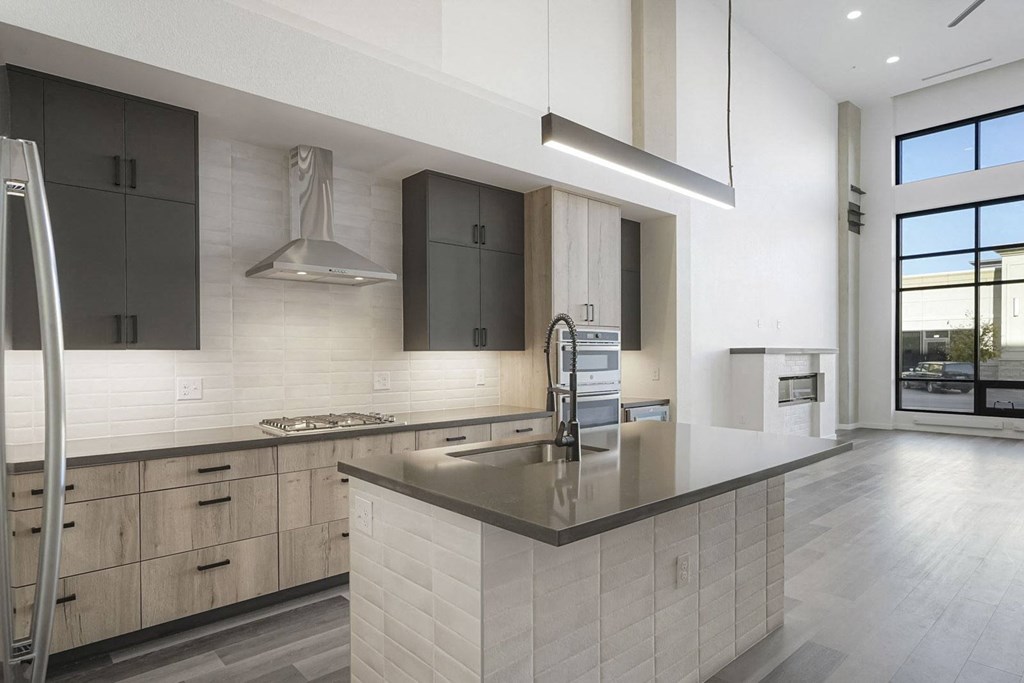 Portola at SouthGlenn Interior Townhomes Kitchen