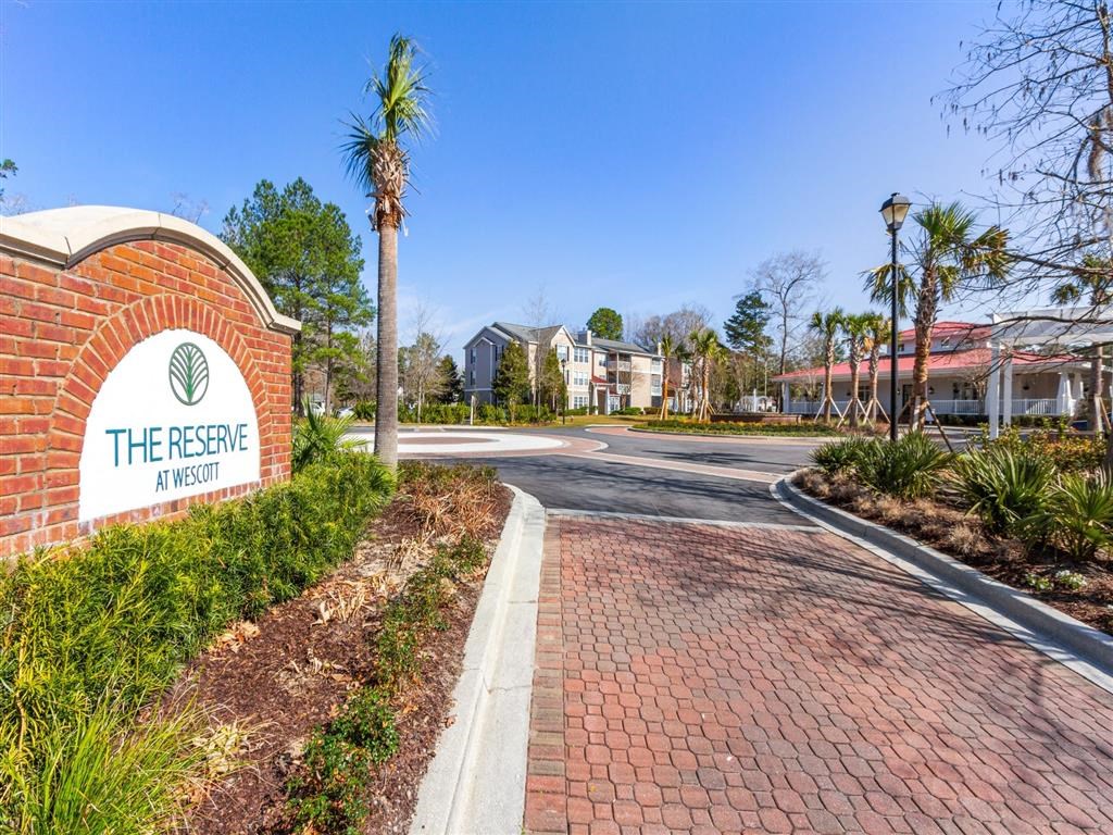 The Reserve at Wescott Apartments Entry and Monument Sign
