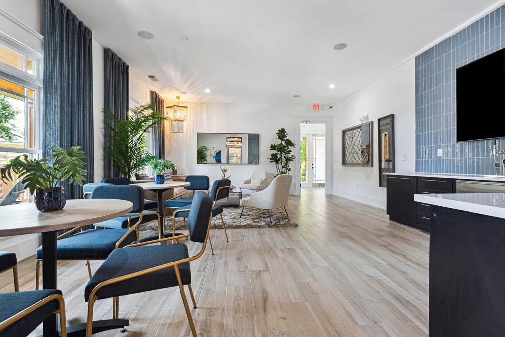 The Banks At Rivergate