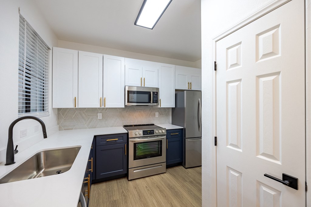 the enclave at homecoming terra vista kitchen