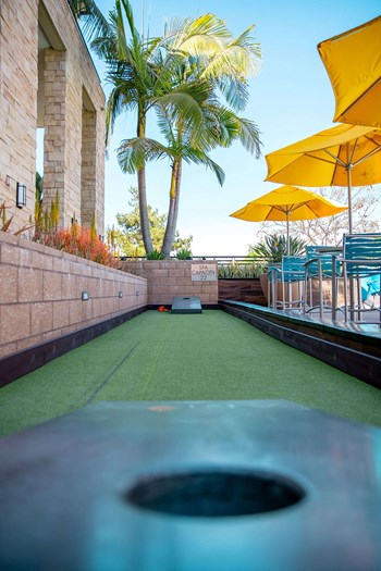 Ariva Apartments Outdoor Game Lounge - Photo Gallery 5