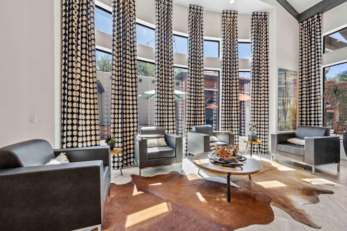 Lazo Apartments