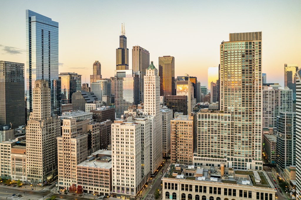 Pittsfield Apartments, 55 East Washington St, Chicago, IL RentCafe