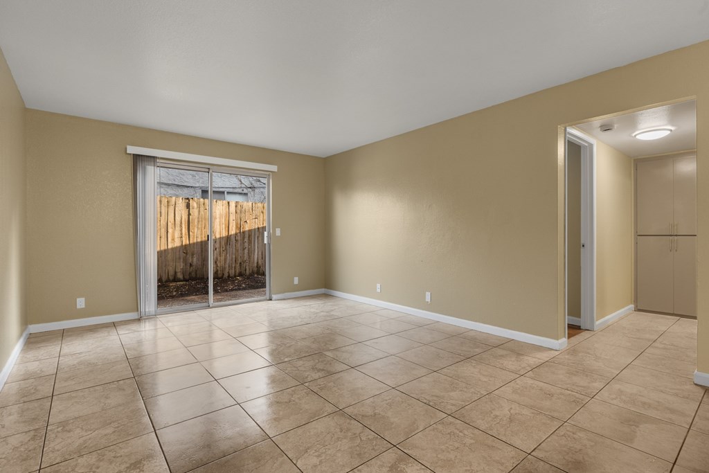 Vacant Living Area Vacant Living Area at Cedar Park Apartments, Chico, California
